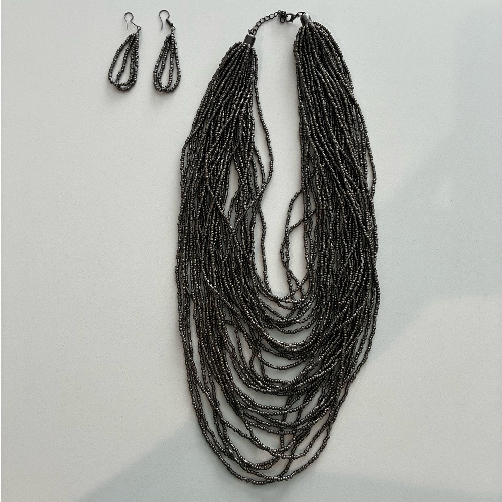 Elegant dark gray Beaded Necklace and Earring Set
